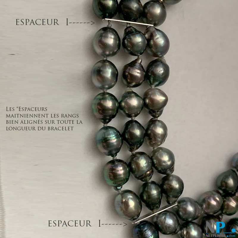 Braccialetto triplo filo di perle di Tahiti barocche con barrette intercalari di sostegno